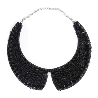 Cuello collar con tupis y rocalla. Negro