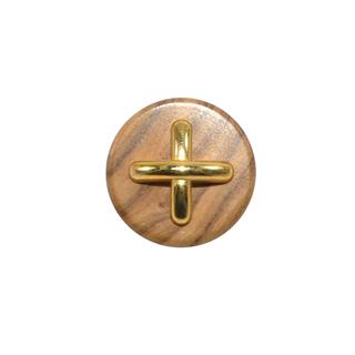 Botón de madera con cruz dorada. Varios tamaños