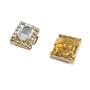 Broche joya rectangular dorado con strass