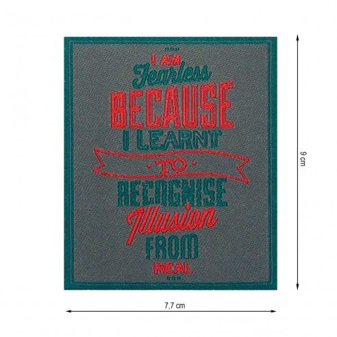 Parche termo 77x90mm bordado slogan Fearless