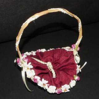 Cesta para ceremonia granate con flores 16x17x19cm