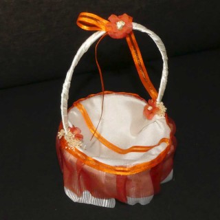 Cesta para ceremonia con organza naranja 12x16x18cm