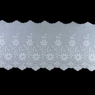 Puntilla bordada blanco algodón blanco 9cm. Conjunto 90